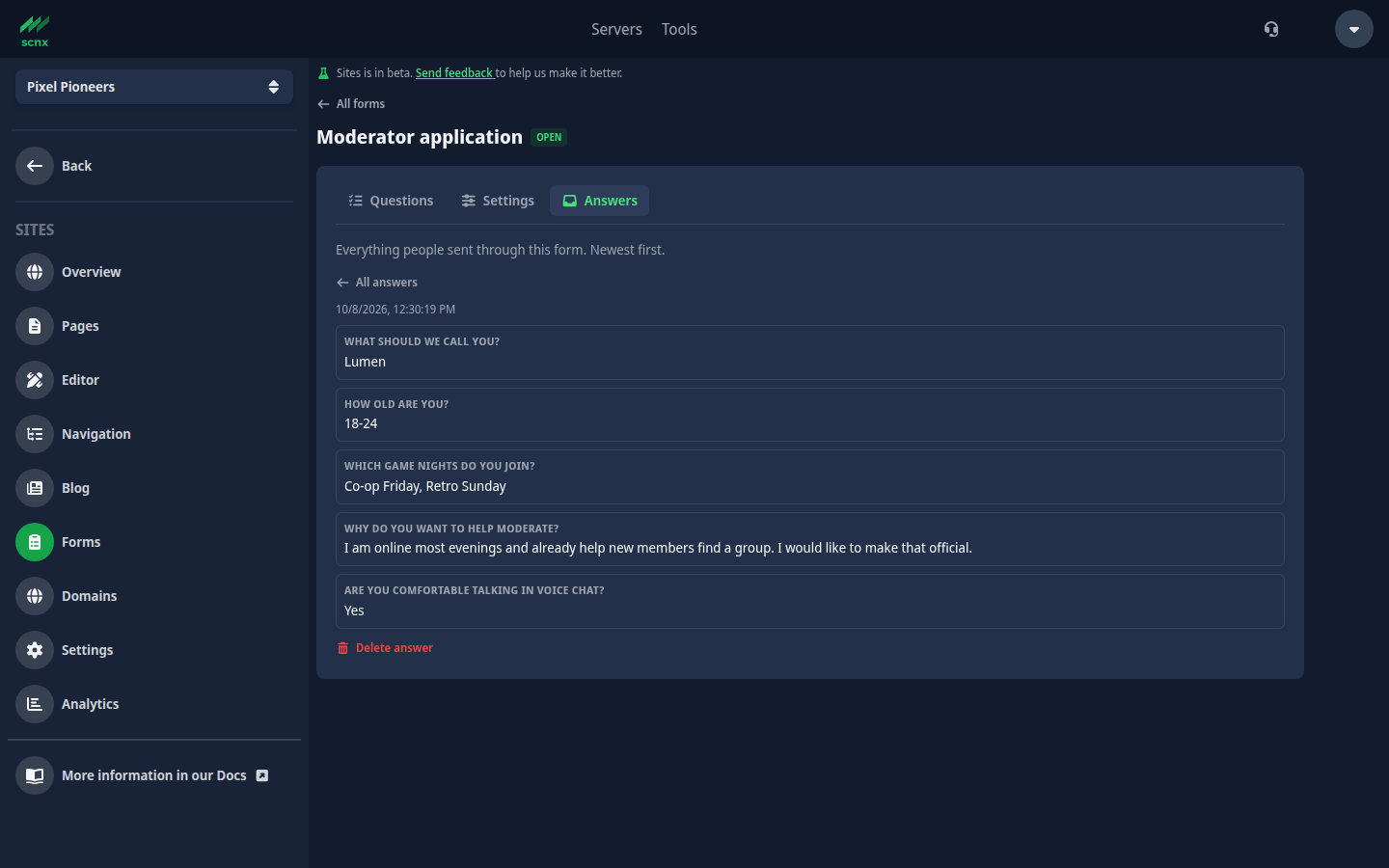 One answer opened in the Answers tab of a form